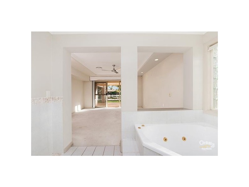 112 Tepequar Drive, Maroochydore QLD 4558