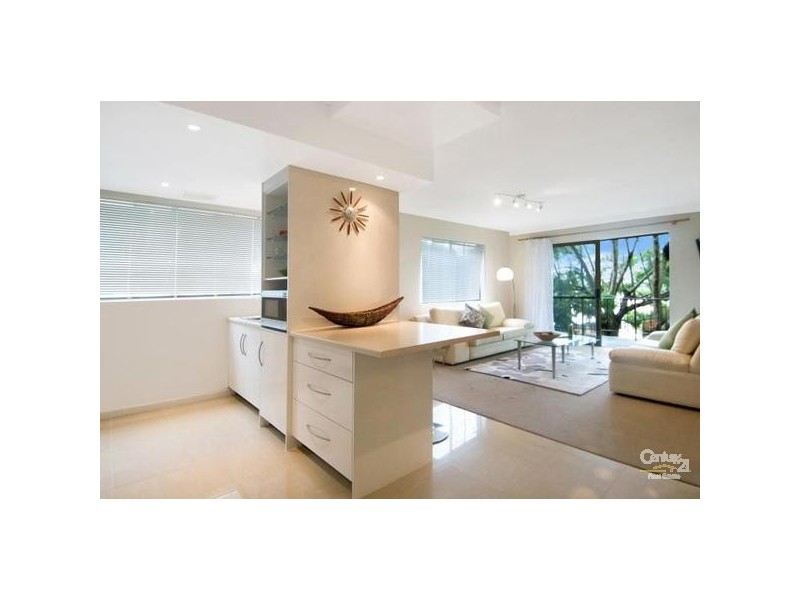 1/87 Buderim Ave, Mooloolaba QLD 4557