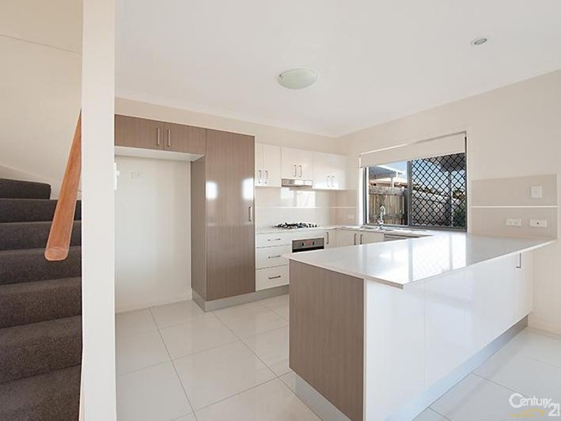 17/2 Photinia Crescent, Mountain Creek QLD 4557