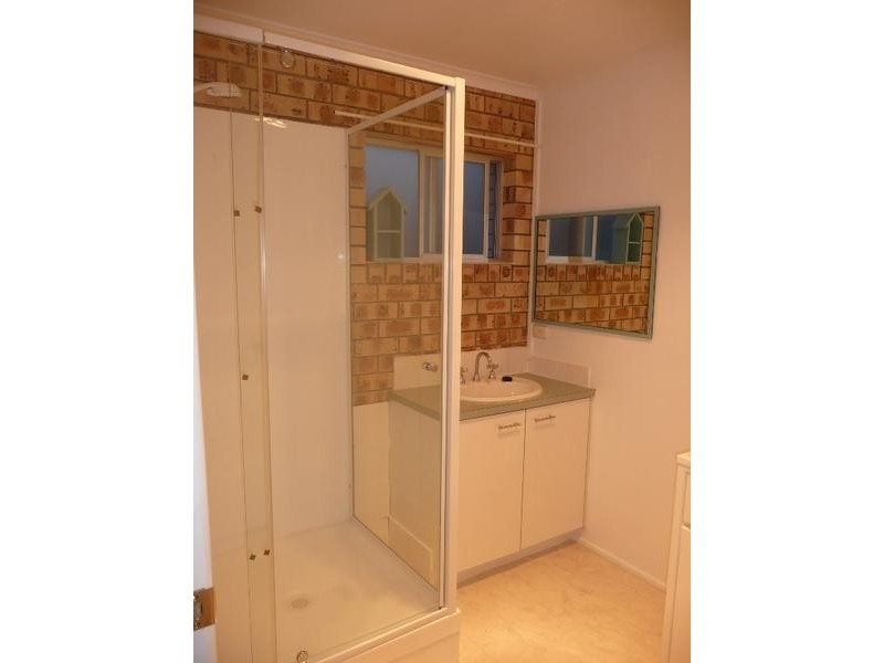 4/30 Kalinda Ave, Mooloolaba QLD 4557