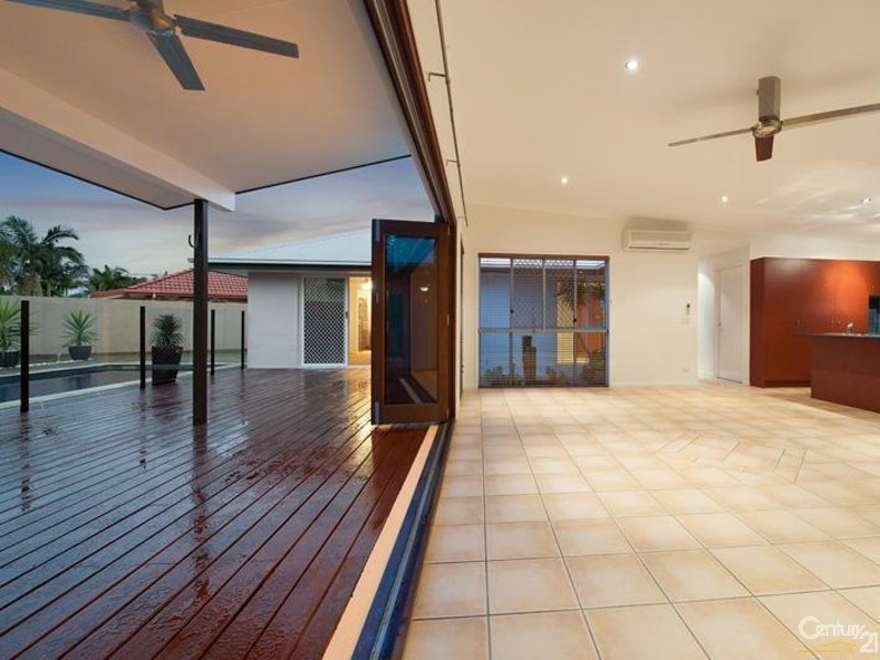 17 Malabar Court, Mountain Creek QLD 4557