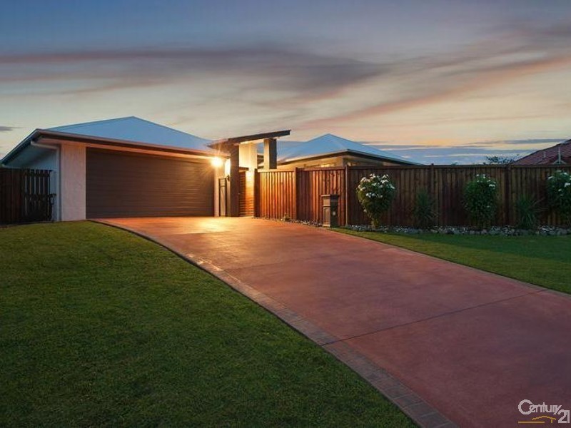 17 Malabar Court, Mountain Creek QLD 4557