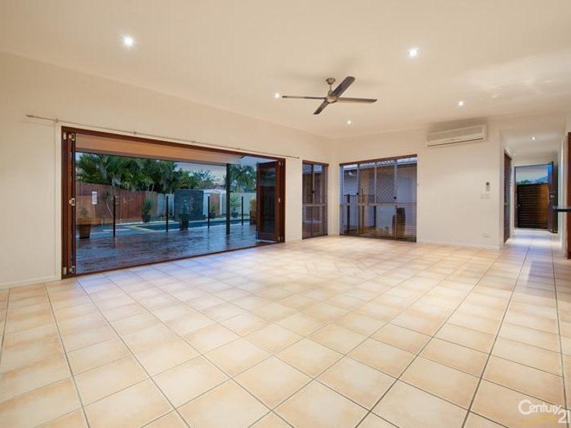 17 Malabar Court, Mountain Creek QLD 4557