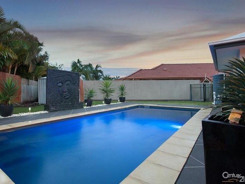 17 Malabar Court, Mountain Creek QLD 4557