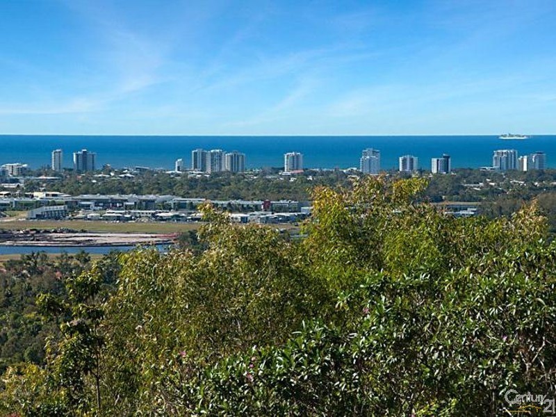 30 Horseshoe Bend, Buderim QLD 4556