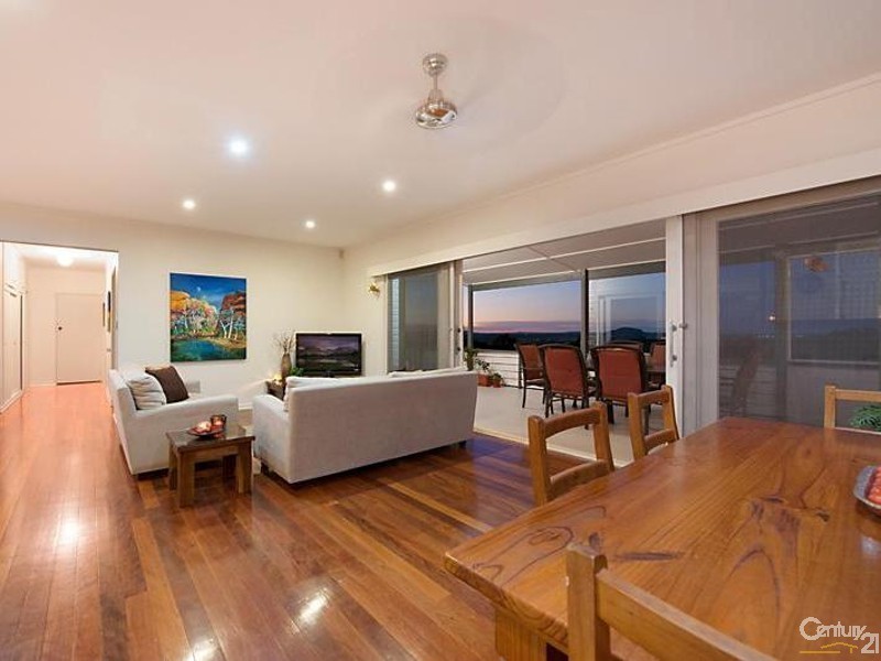 30 Horseshoe Bend, Buderim QLD 4556