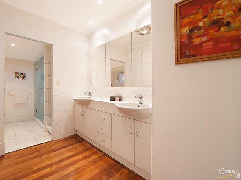 30 Horseshoe Bend, Buderim QLD 4556