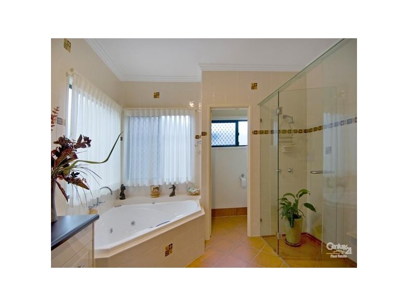 5 Somerville Crescent, Sippy Downs QLD 4556