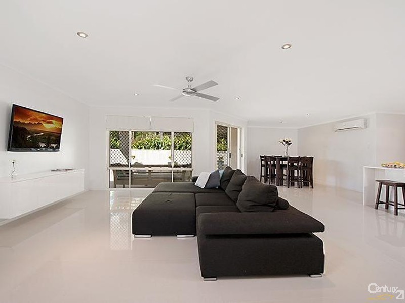 8 Renmano Court, Buderim QLD 4556