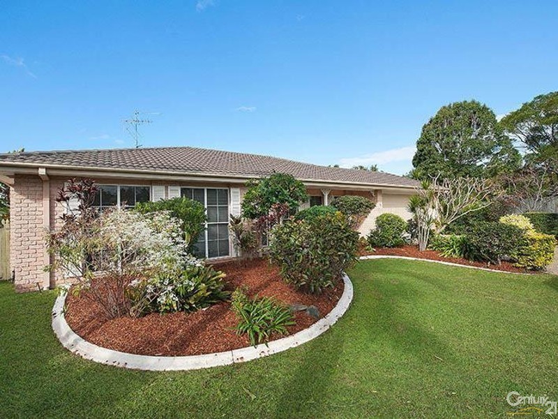 8 Kona Court, Mountain Creek QLD 4557