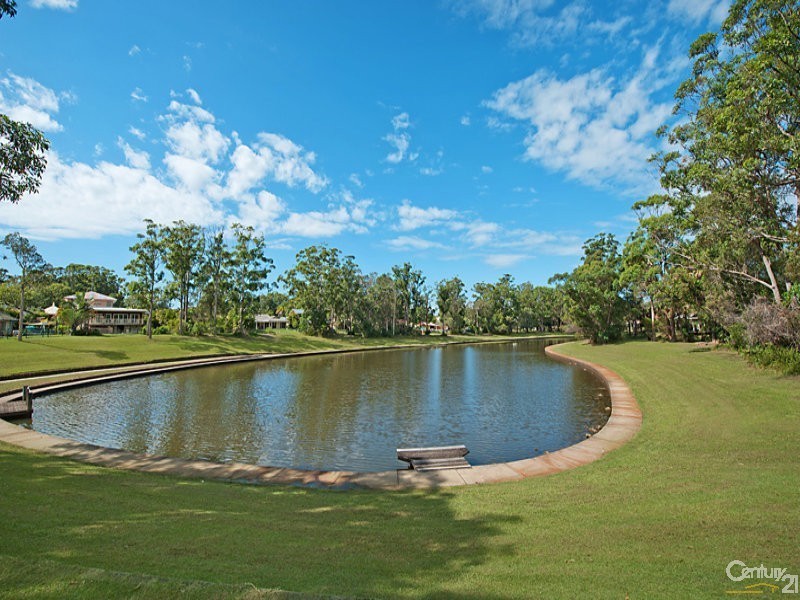 8 Kona Court, Mountain Creek QLD 4557