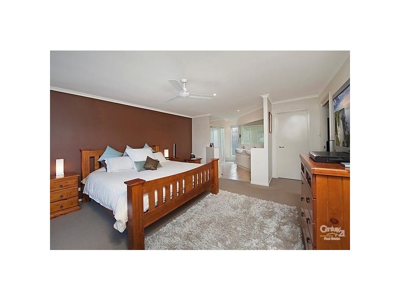 6 Magellan Street, Sippy Downs QLD 4556