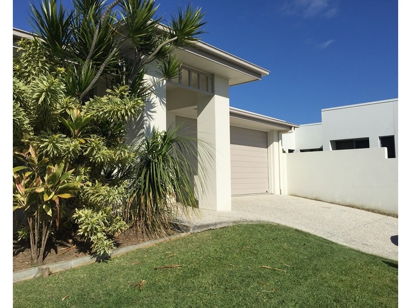 12 Osmanthus Close (Brightwater), Mountain Creek QLD 4557