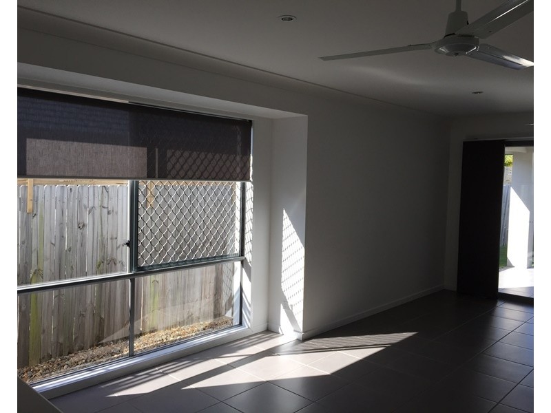 12 Osmanthus Close (Brightwater), Mountain Creek QLD 4557