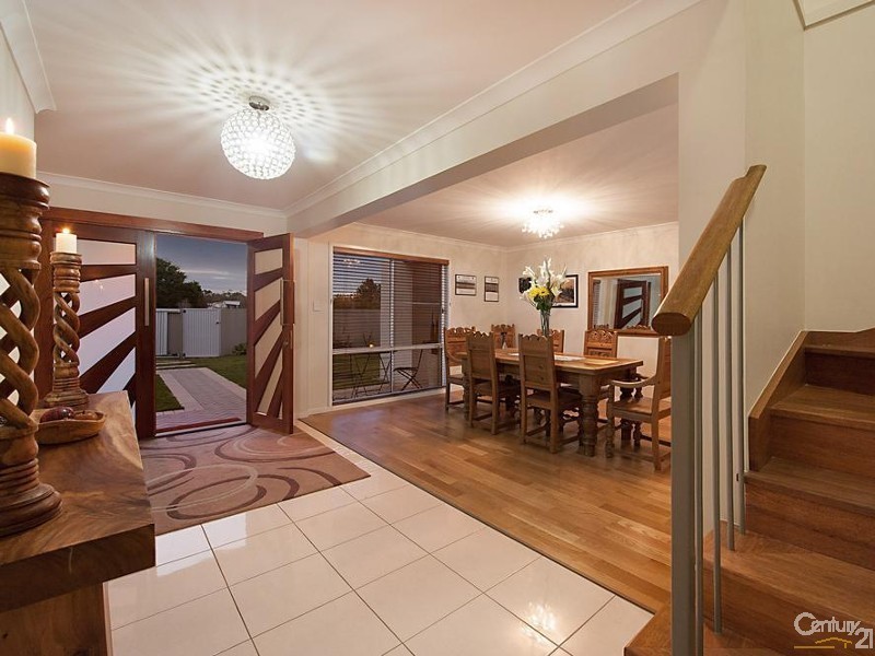 2 Coltrane Street, Sippy Downs QLD 4556