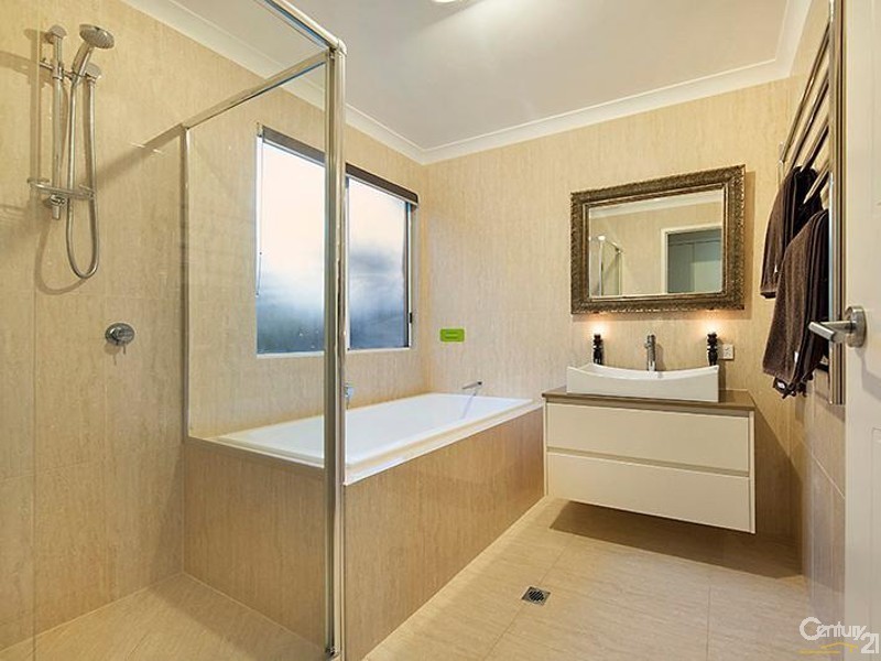 7 St Ives Terrace, Buderim QLD 4556