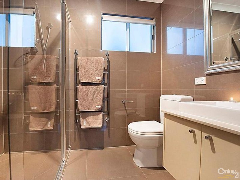 7 St Ives Terrace, Buderim QLD 4556