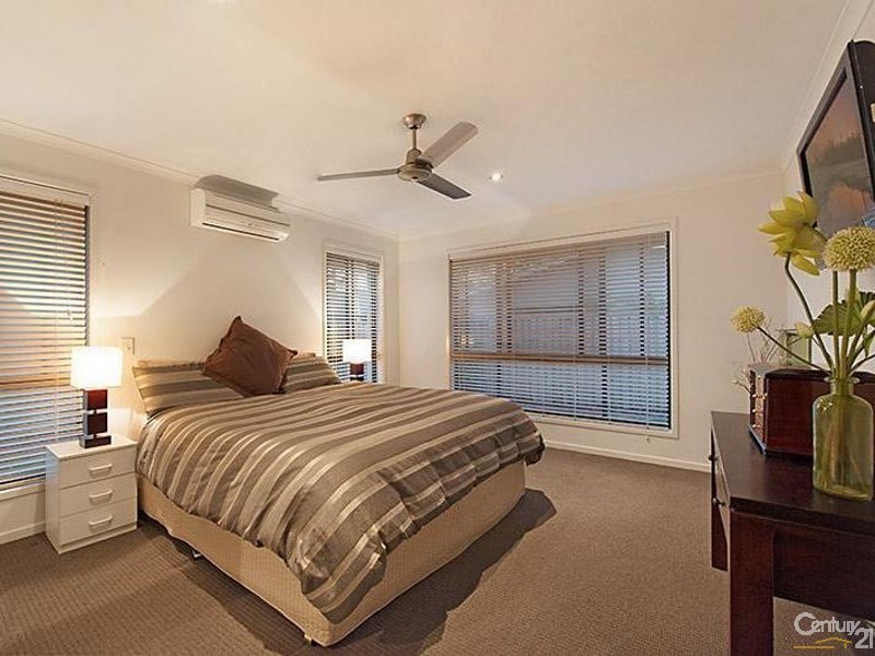 11 Forest Grove Crescent, Sippy Downs QLD 4556