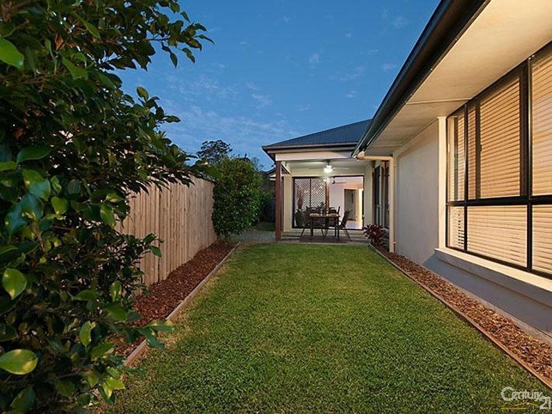 11 Forest Grove Crescent, Sippy Downs QLD 4556