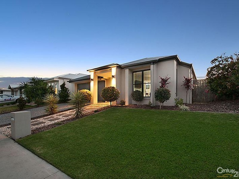 11 Forest Grove Crescent, Sippy Downs QLD 4556