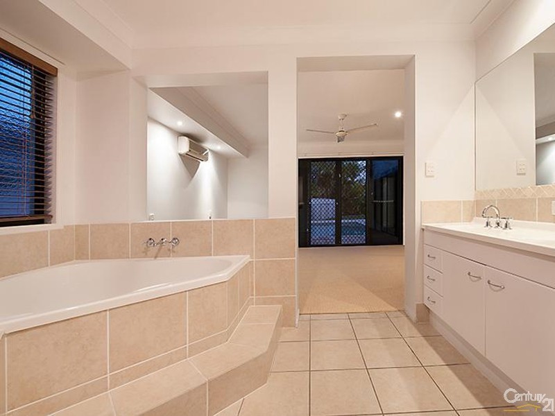 4 Kristen Close, Buderim QLD 4556