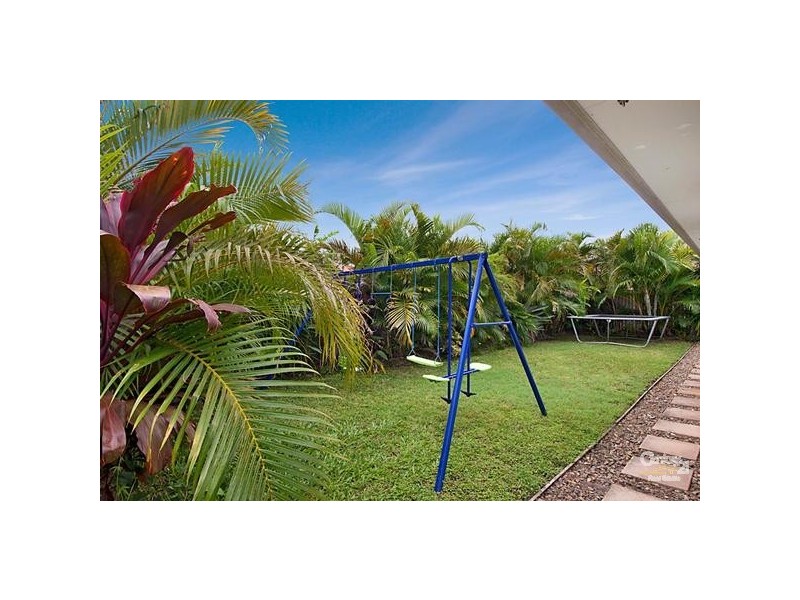 4 Linacre, Sippy Downs QLD 4556