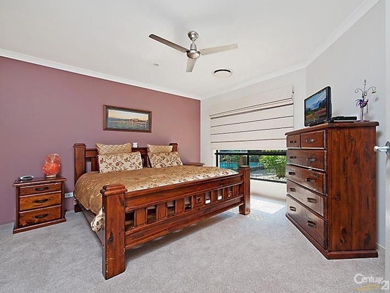 24 Linacre Street, Sippy Downs QLD 4556