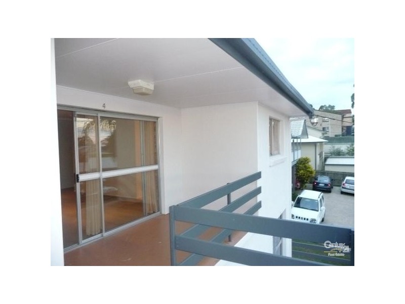 3/40 Kalinda Ave, Mooloolaba QLD 4557