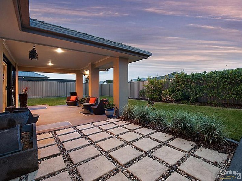 11 Tolman Street, Sippy Downs QLD 4556