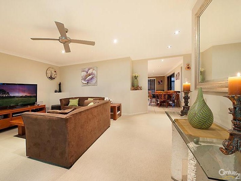 11 Tolman Street, Sippy Downs QLD 4556
