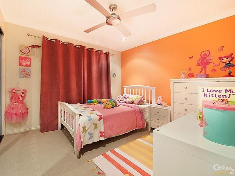 11 Tolman Street, Sippy Downs QLD 4556