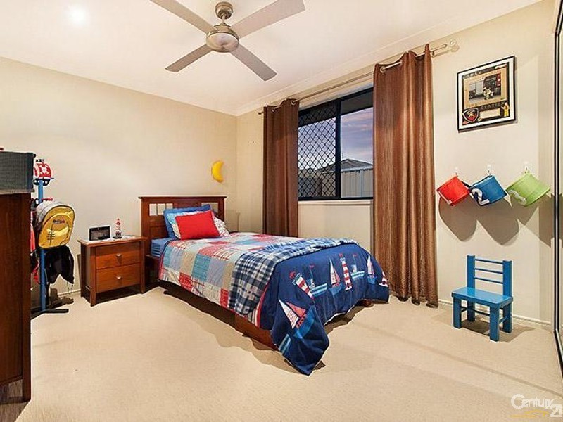 11 Tolman Street, Sippy Downs QLD 4556