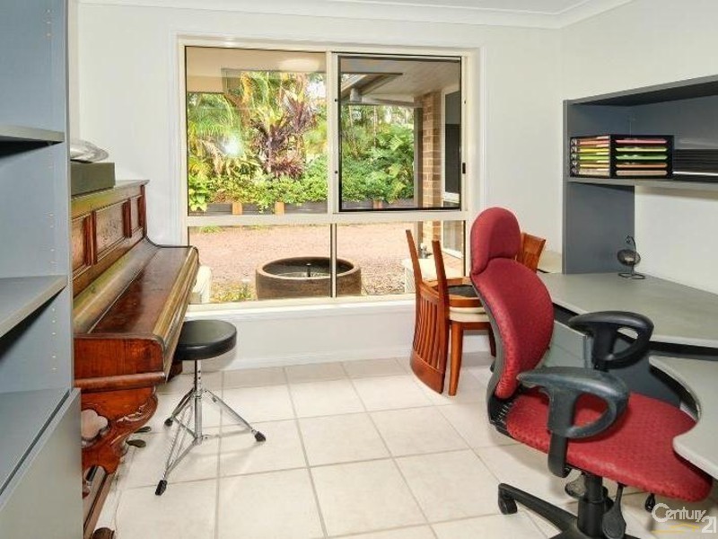 68 James Cook Drive, Sippy Downs QLD 4556