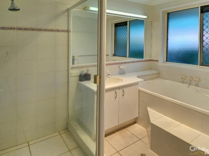 68 James Cook Drive, Sippy Downs QLD 4556