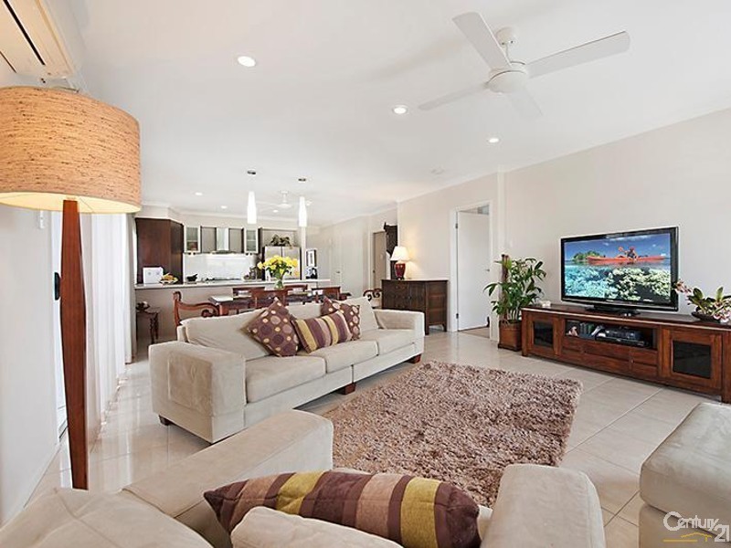 1  Buoy Court, Birtinya QLD 4575