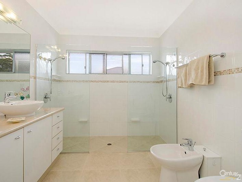 18 Yellow Cedar Place, Palmwoods QLD 4555