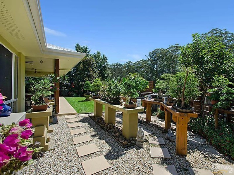 18 Yellow Cedar Place, Palmwoods QLD 4555