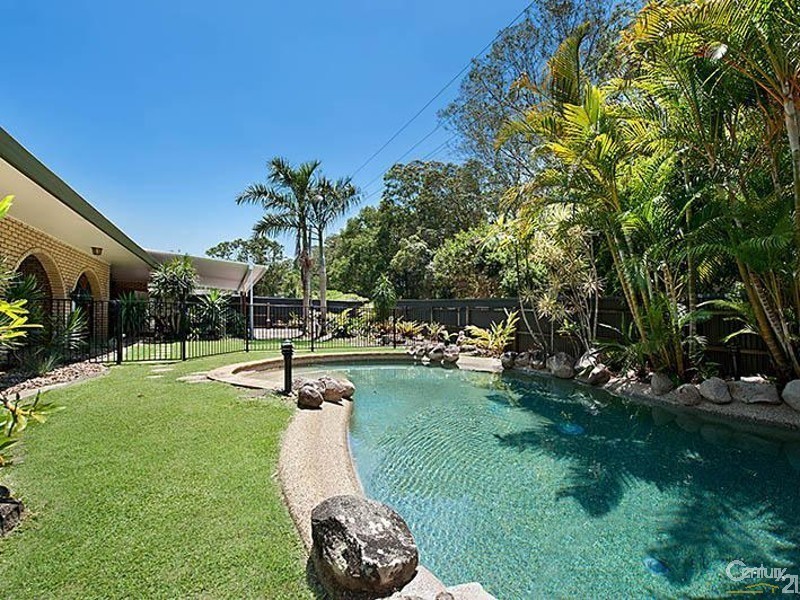 102 Hunchy Road, Palmwoods QLD 4555