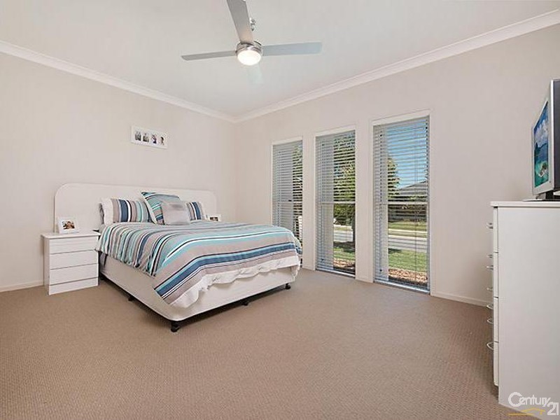 7 Peppermint Crescent, Sippy Downs QLD 4556