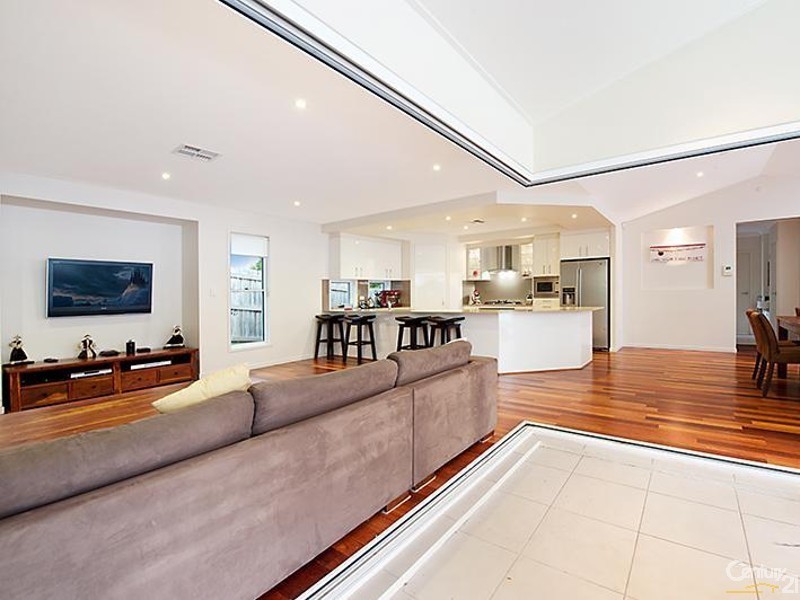 10 Goomburra Place, Buderim QLD 4556