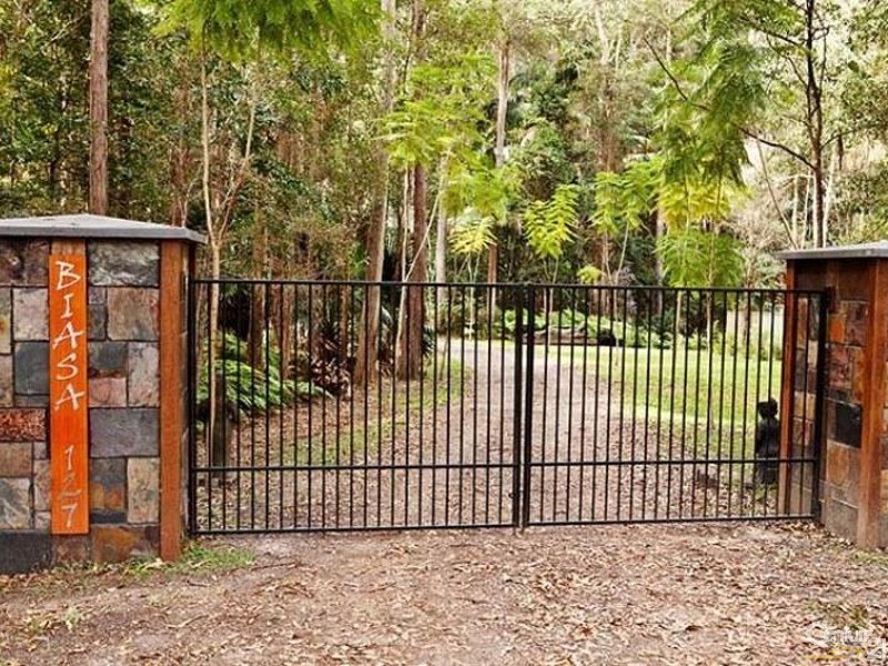 127 Main Creek Road, Buderim QLD 4556