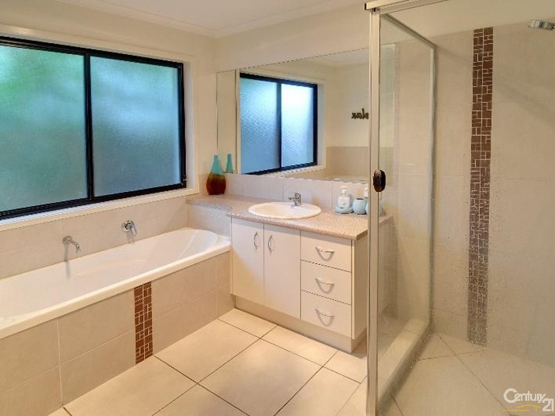 9 Ribbonwood Street, Sippy Downs QLD 4556