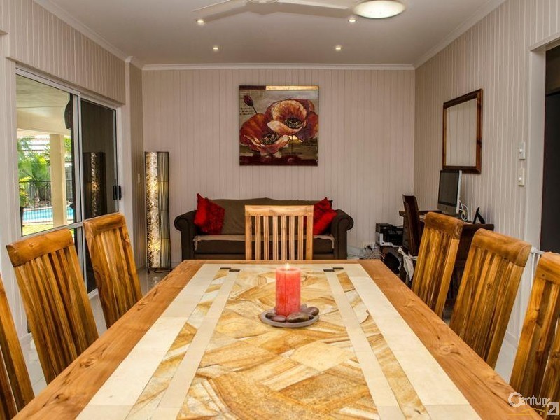 4 Kona Court, Mountain Creek QLD 4557