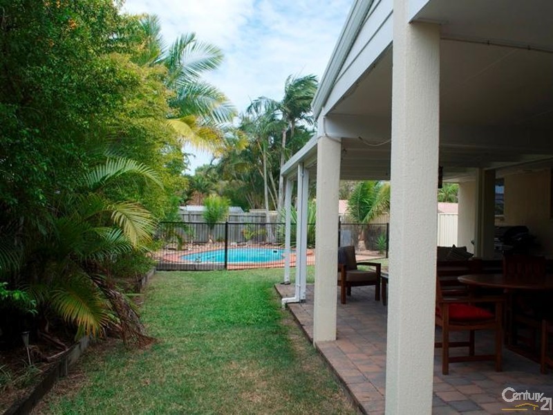 4 Kona Court, Mountain Creek QLD 4557