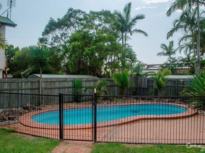 4 Kona Court, Mountain Creek QLD 4557