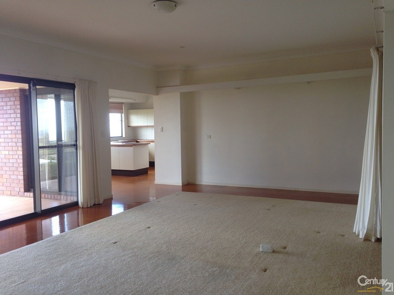 27 Gilbert Street, Buderim QLD 4556