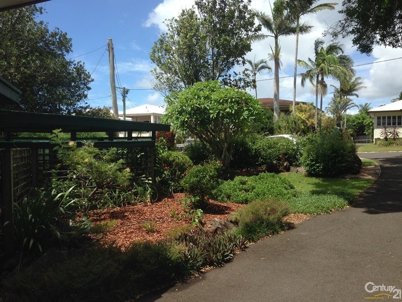 27 Gilbert Street, Buderim QLD 4556