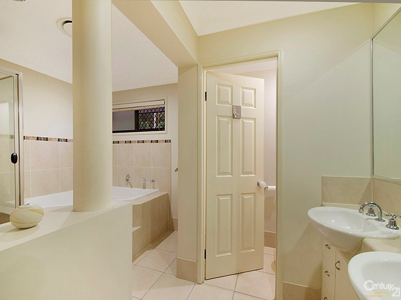 19 Goomburra Place, Buderim QLD 4556