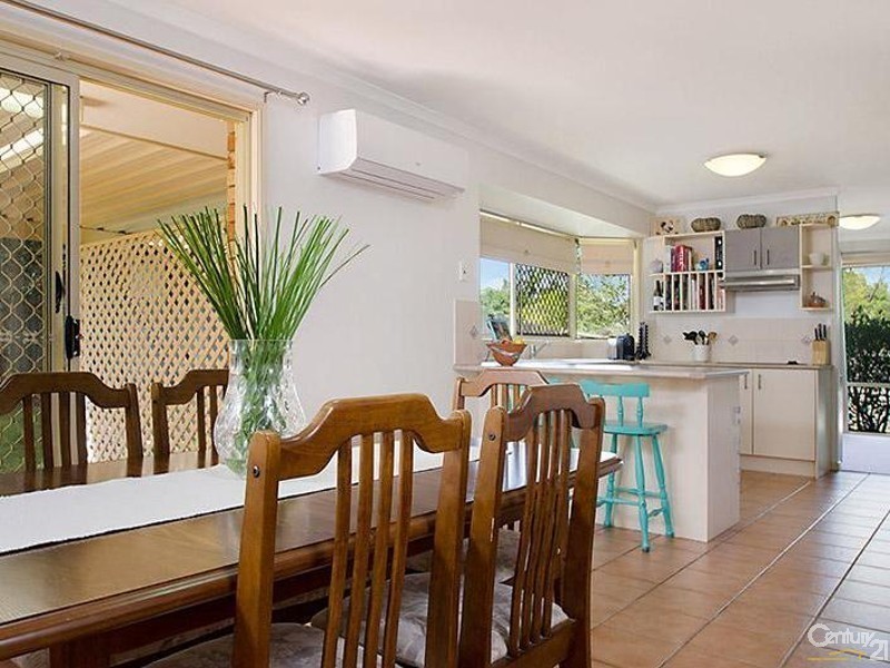 2 Oxford Close, Sippy Downs QLD 4556