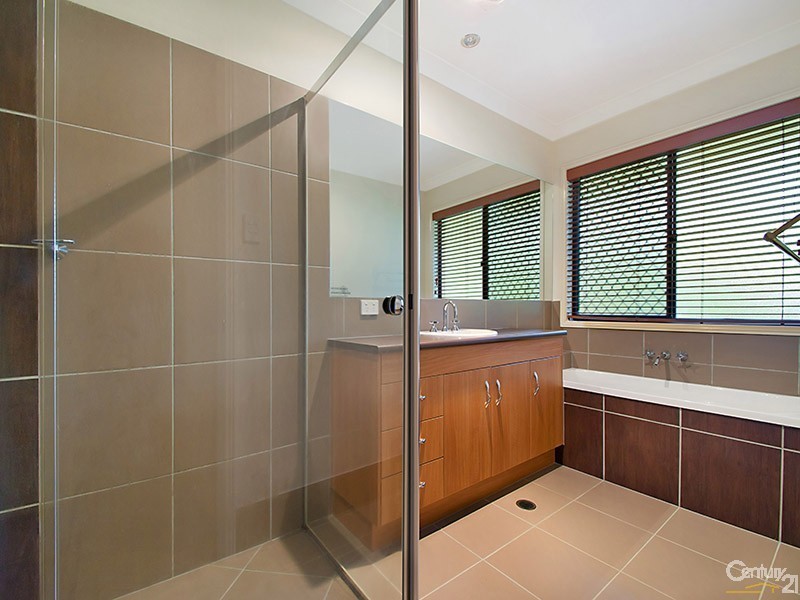 122 Main Creek Road, Tanawha QLD 4556